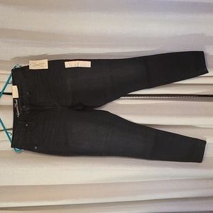 Universal Thread High Rise Jeggings black wash size 10 SHORT